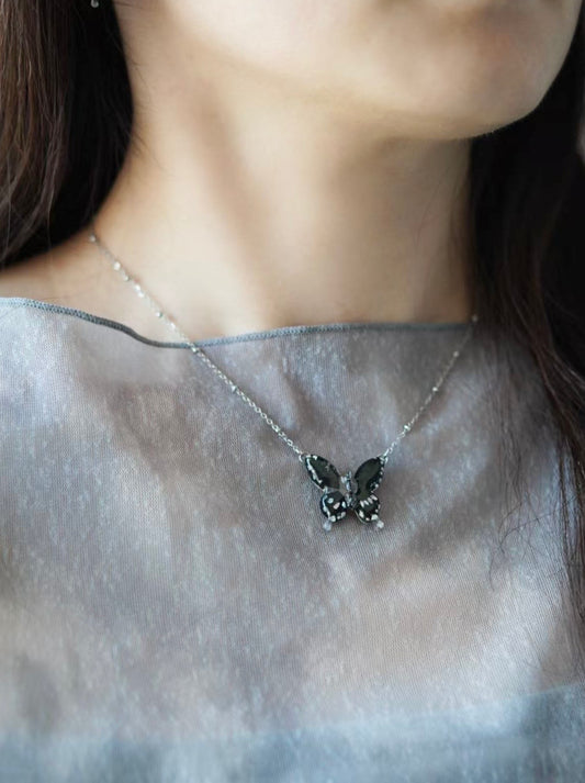 Butterfly's Love Letter - Black Necklace