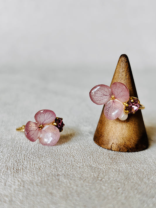 Hydrangea Clover Ring