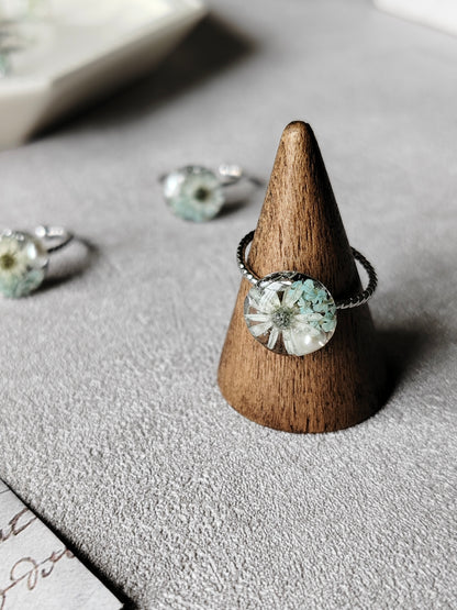 Silver Daisy Pearl Ring