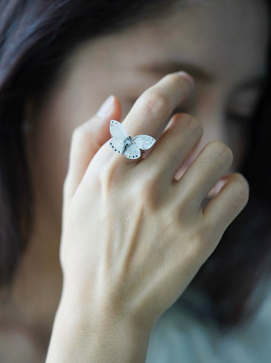 Butterfly's Love Letter - White Ring